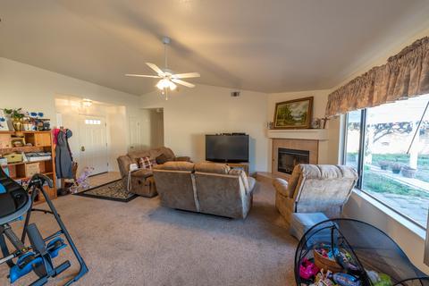 1424 N E St, Lompoc, CA 93436 photo 17