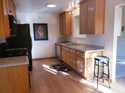 1220 W Pine Ave, Lompoc, CA 93436 photo 5
