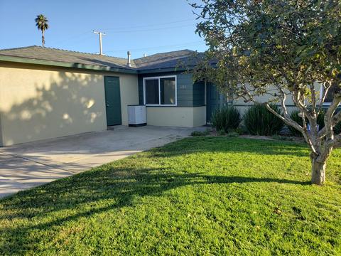 1220 W Pine Ave, Lompoc, CA 93436 photo 1