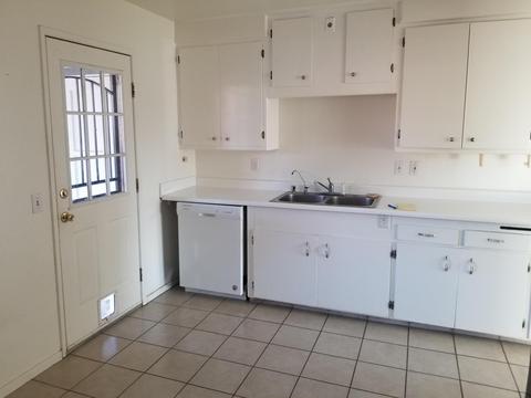 206 S C St, Lompoc, CA 93436 photo 7
