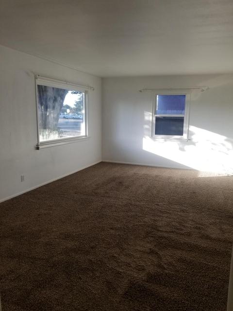 206 S C St, Lompoc, CA 93436 photo 3
