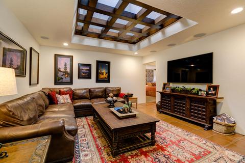 880 Azure Ct, Oak View, CA 93022 photo 16