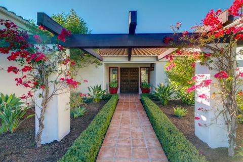 880 Azure Ct, Oak View, CA 93022 photo 2