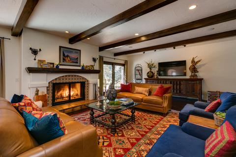 880 Azure Ct, Oak View, CA 93022 photo 3