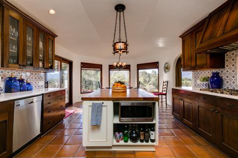 880 Azure Ct, Oak View, CA 93022 photo 7