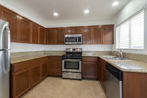 539 N E St, Lompoc, CA 93436 photo 7