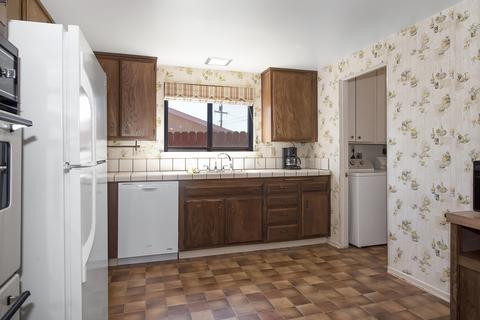 241 Regulus Ave, Lompoc, CA 93436 photo 4