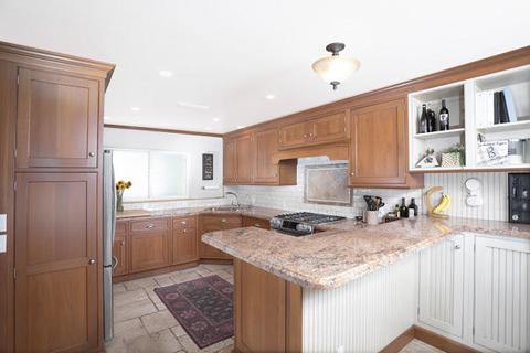 4910 Sawyer Ave, Carpinteria, CA 93013 photo 3