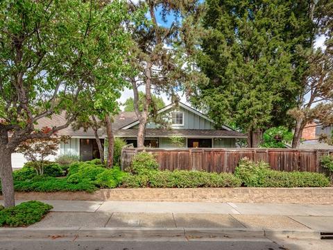 618 Wakefield Rd, Goleta, CA 93117 photo 2