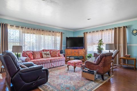 315 2nd St, Solvang, CA 93463 photo 7