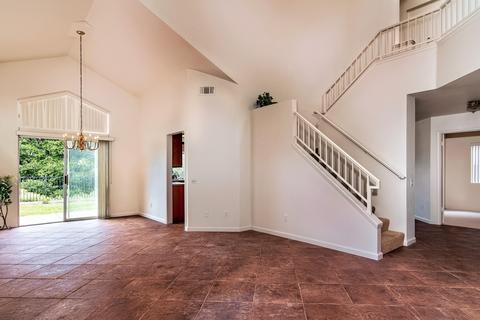 1217 Stonebrook Dr, Lompoc, CA 93436 photo 2