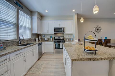 1942 Victoria Ave, Oxnard, CA 93035 photo 20