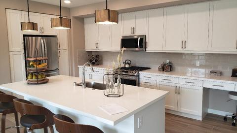 2800 Wagon Wheel Rd #301, Oxnard, CA 93036 photo 3