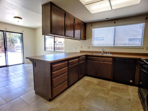 608 E Barton Ave, Lompoc, CA 93436 photo 4