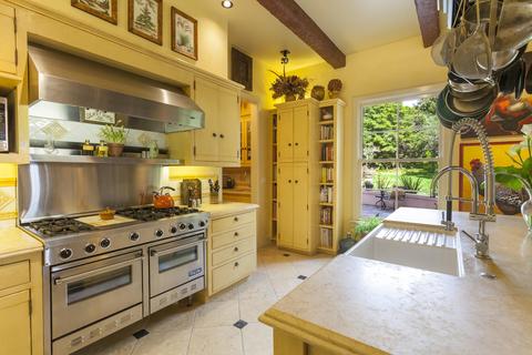 652 Park Ln, Montecito, CA 93108 photo 9