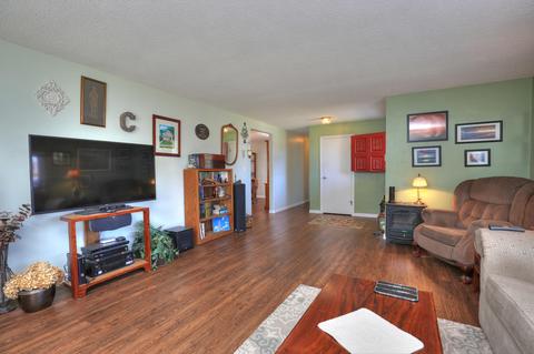 1104 E Mango Ave, Lompoc, CA 93436 photo 4