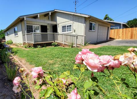 5031 Foothill Rd, Carpinteria, CA 93013 photo 1
