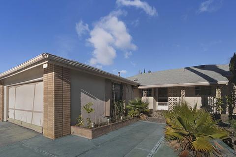 51 Deerhurst Dr, Goleta, CA 93117 photo 2