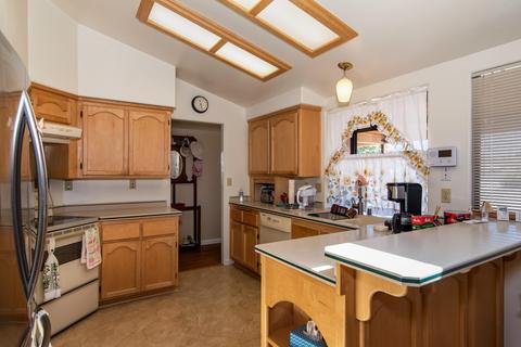 321 N Daisy St, Lompoc, CA 93436 photo 8