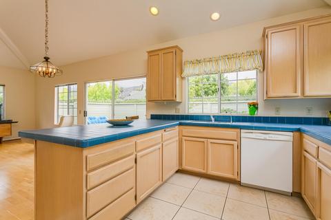 1581 Meadow Cir, Carpinteria, CA 93013 photo 13