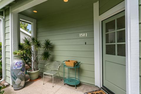 1581 Meadow Cir, Carpinteria, CA 93013 photo 3