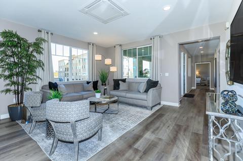 2800 Wagon Wheel Rd #402, Oxnard, CA 93036 photo 2