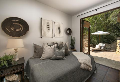 241 E Mountain Dr, Santa Barbara, CA 93108 photo 14