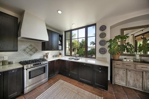 241 E Mountain Dr, Santa Barbara, CA 93108 photo 7