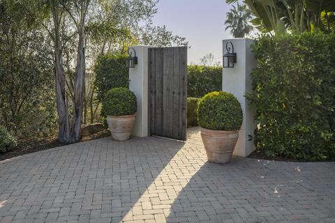 241 E Mountain Dr, Santa Barbara, CA 93108 photo 1