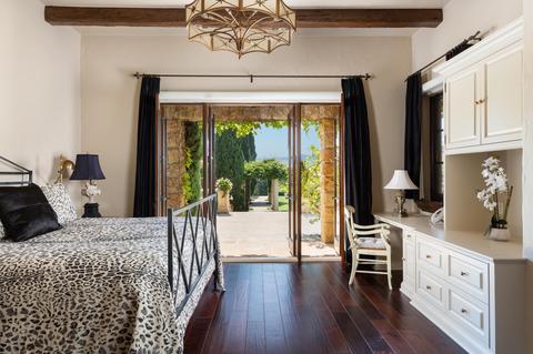 1015 E Mountain Dr, Santa Barbara, CA 93108 photo 24