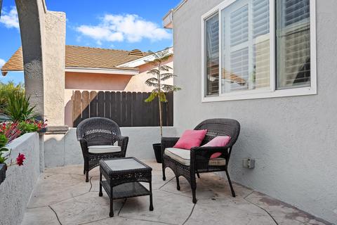 3268 Corona St, Camarillo, CA 93010 photo 2