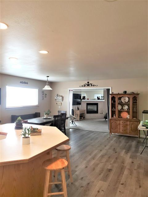 1536 W Pine Ave, Lompoc, CA 93436 photo 5