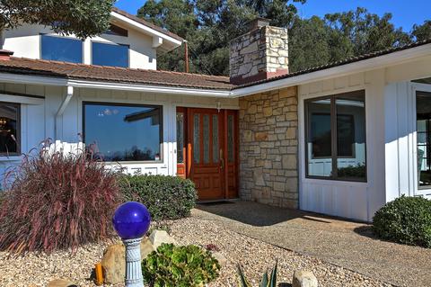 1731 La Mirada Dr, Carpinteria, CA 93013 photo 2