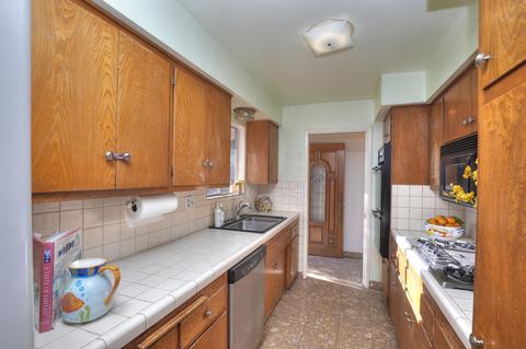 223 Spruce Dr, Goleta, CA 93117 photo 8