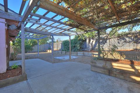 223 Spruce Dr, Goleta, CA 93117 photo 10