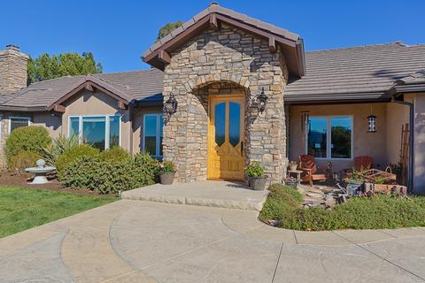 1871 Ringsted Dr, Solvang, CA 93463 photo 3
