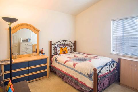 137 Gerard Dr, Goleta, CA 93117 photo 8