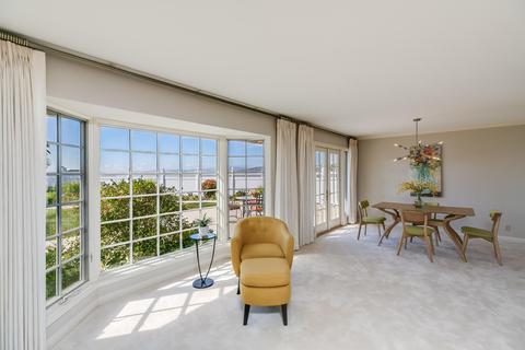 1098 Garrido Ct, Camarillo, CA 93010 photo 3