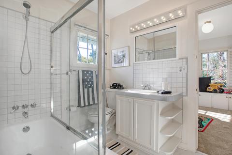 328 E Islay St, Santa Barbara, CA 93101 photo 7