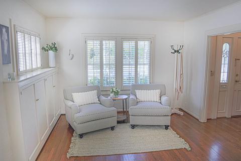 328 E Islay St, Santa Barbara, CA 93101 photo 3