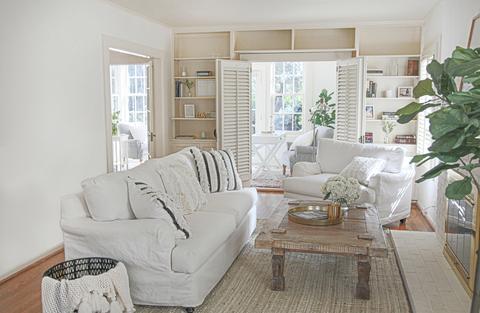 328 E Islay St, Santa Barbara, CA 93101 photo 2