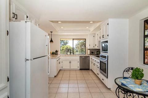 388 Oak Hill Dr, Lompoc, CA 93436 photo 11
