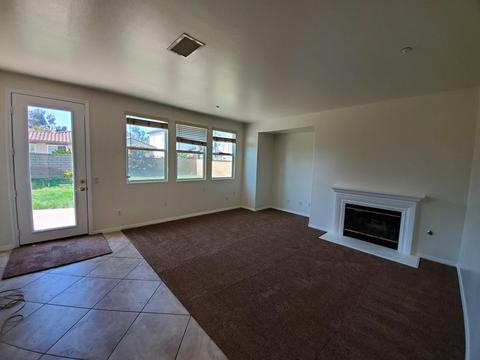 1957 Mission Hills Dr, Oxnard, CA 93036 photo 4