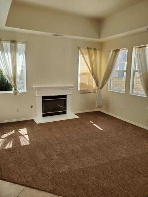 1957 Mission Hills Dr, Oxnard, CA 93036 photo 3