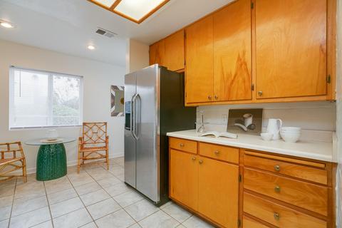 406 E Topa Topa St, Ojai, CA 93023 photo 3