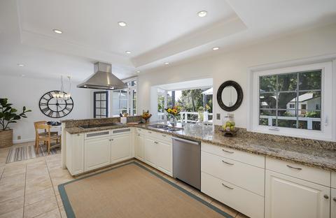 4244 Foothill Rd, Carpinteria, CA 93013 photo 13