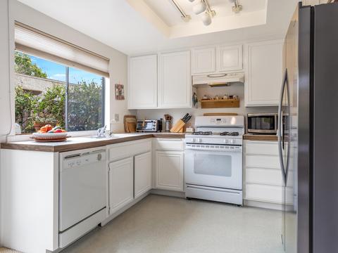 6048 Jacaranda Way #C, Carpinteria, CA 93013 photo 11