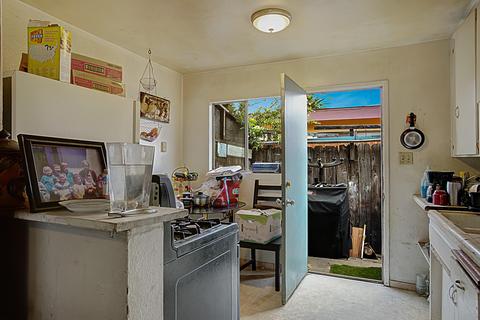 226 N K St, Lompoc, CA 93436 photo 8
