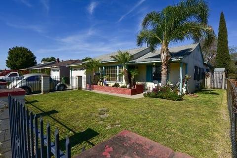 524 S Taper Ave, Compton, CA 90220 photo 1