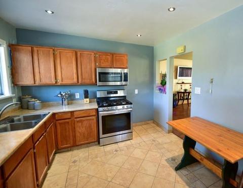 524 S Taper Ave, Compton, CA 90220 photo 10